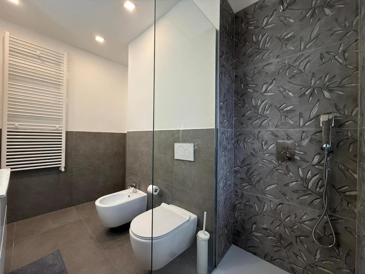 Apartment Wide & Bright 2 Bedroom Flat 50m From M4 Station *