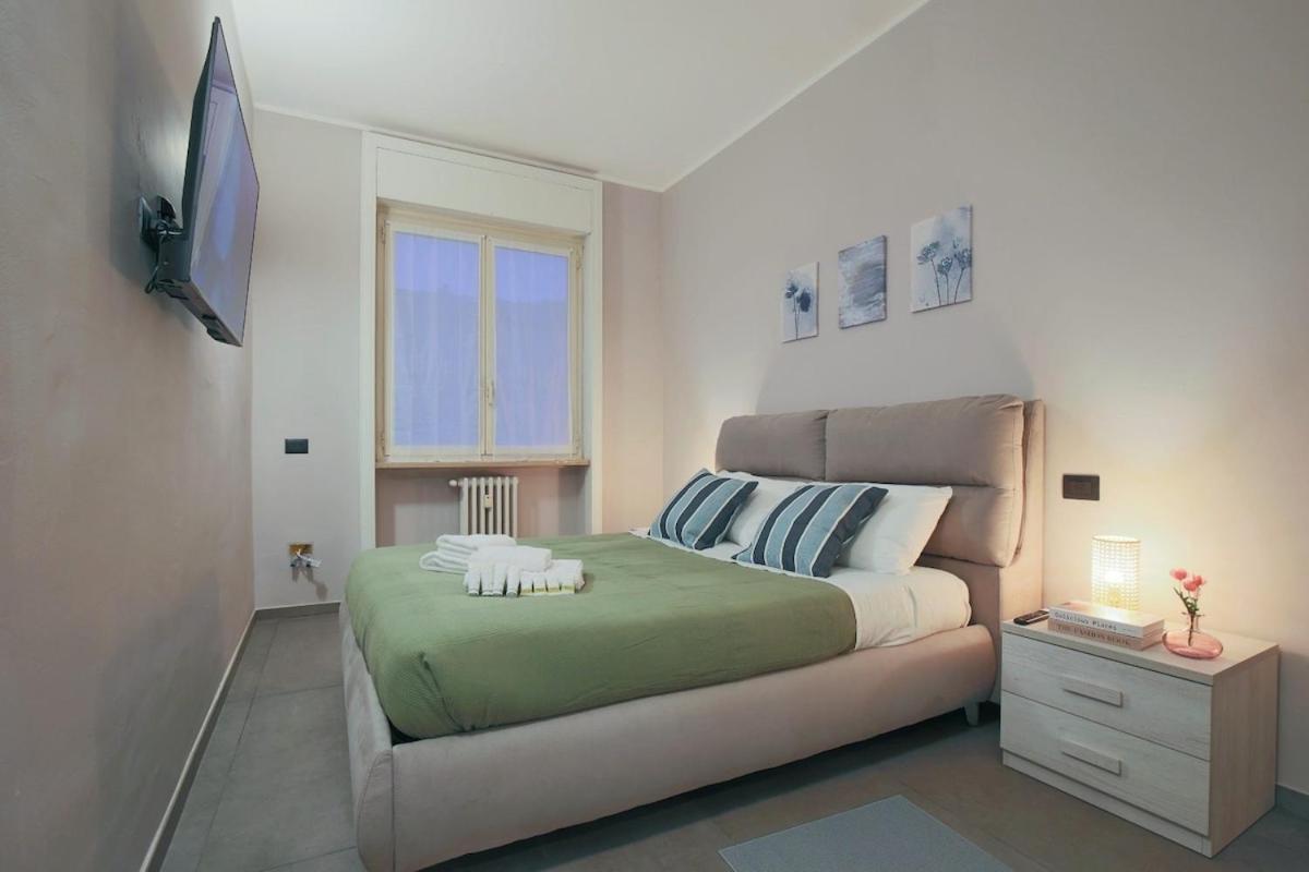 Apartment Wide & Bright 2 Bedroom Flat 50m From M4 Station Mailand